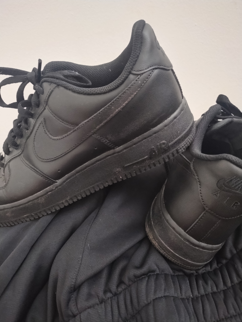 Nike Air Force 1 Low Top Sneakers - Black